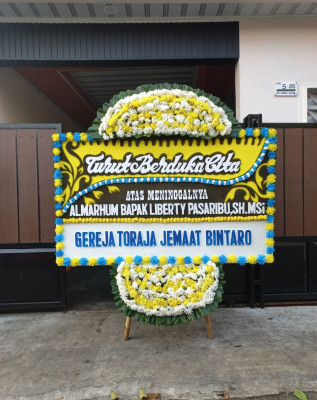 Papan Bunga Duka di Sukagalih